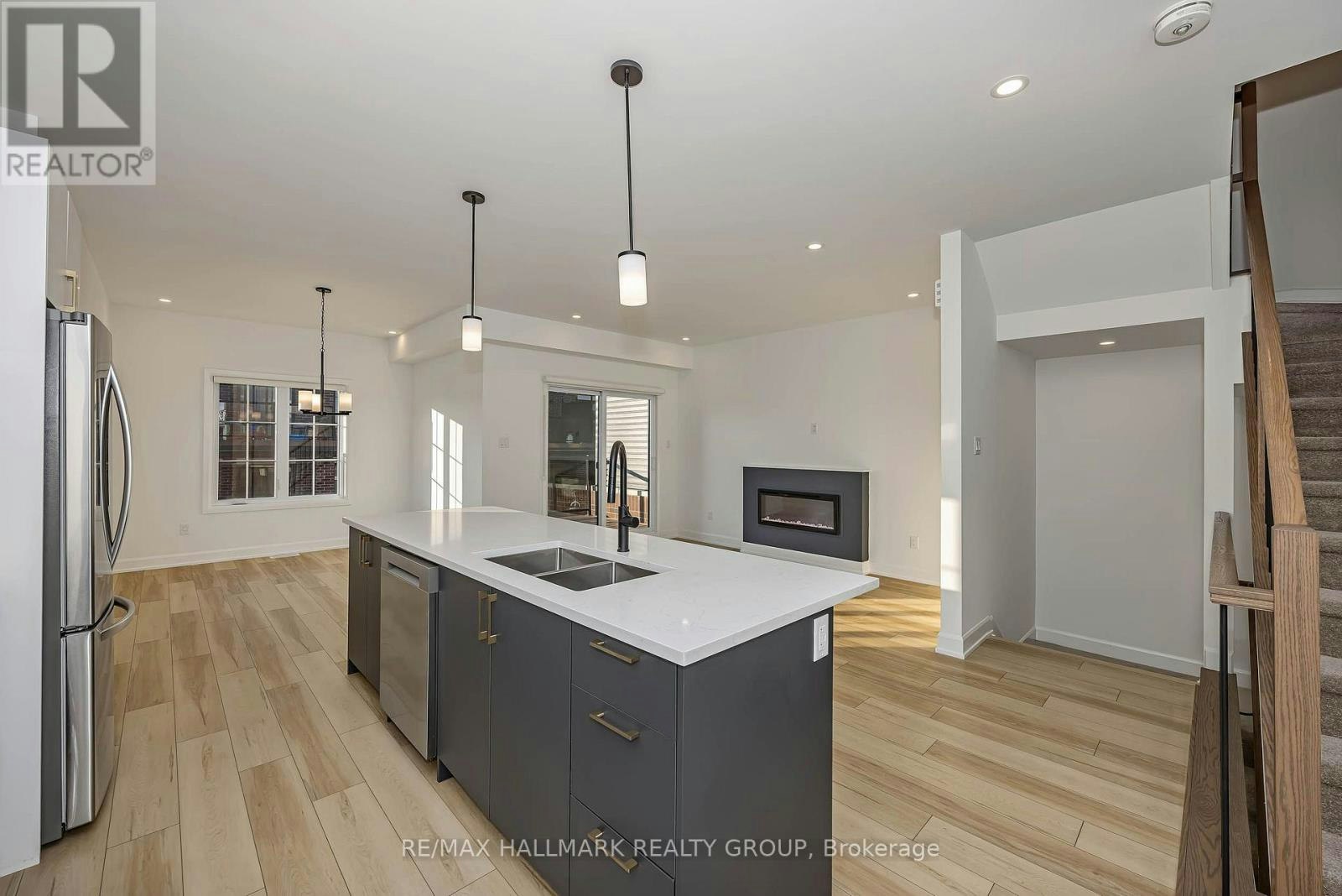 422 Rolling Meadow Crescent, Ottawa, ON, K1W 0X6 - 13