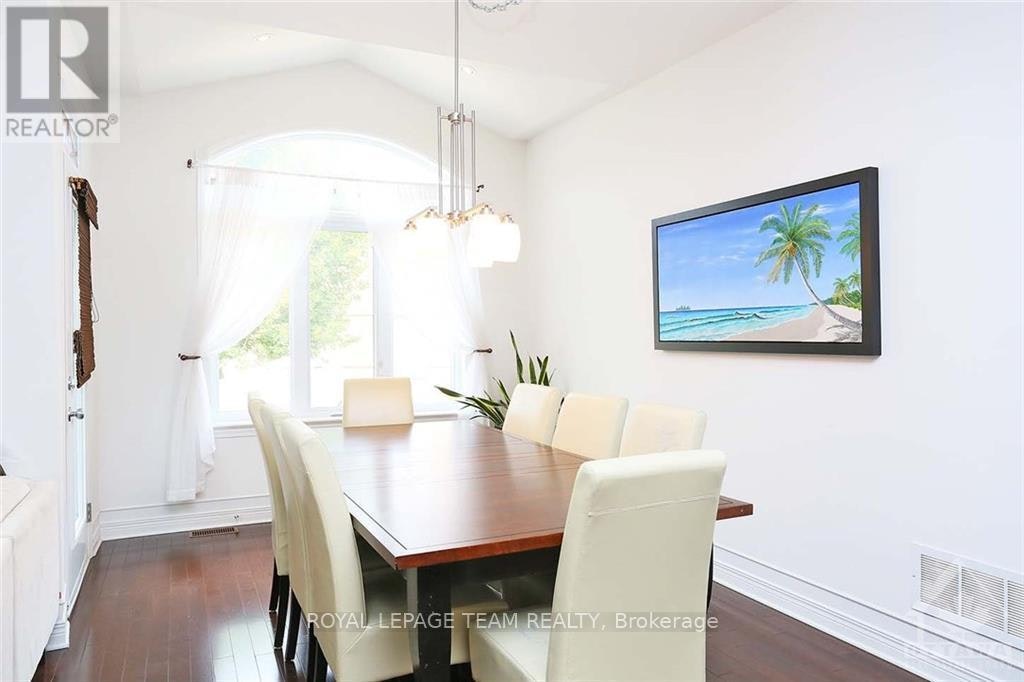 68 Encore Private, Ottawa, ON, K2E 0A2 - 11