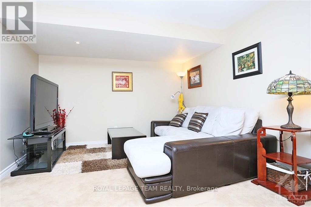 68 Encore Private, Ottawa, ON, K2E 0A2 - 26
