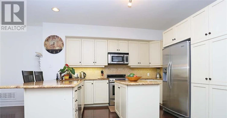 68 Encore Private, Ottawa, ON, K2E 0A2 - 8