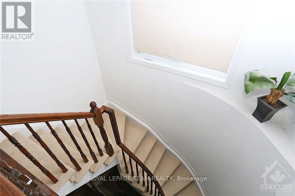 68 Encore Private, Ottawa, ON, K2E 0A2 - 15