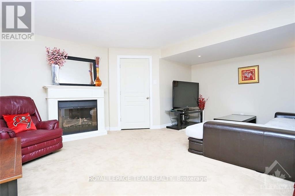 68 Encore Private, Ottawa, ON, K2E 0A2 - 25
