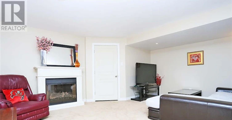 68 Encore Private, Ottawa, ON, K2E 0A2 - 25