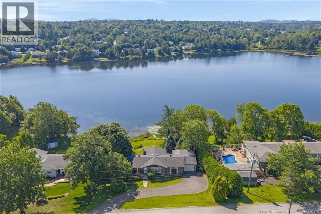 32 Maple Grove Court, Quispamsis, NB, E2E 3S1