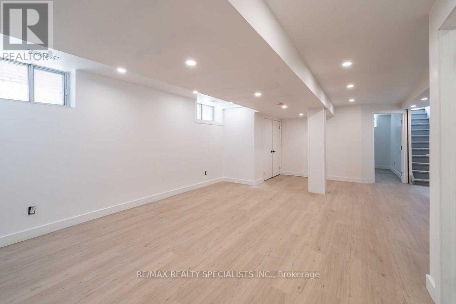 LOWER-29 Goodwood Avenue, Toronto, ON, M6E 1J1 - 9