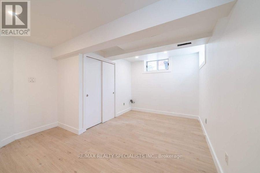 LOWER-29 Goodwood Avenue, Toronto, ON, M6E 1J1 - 13