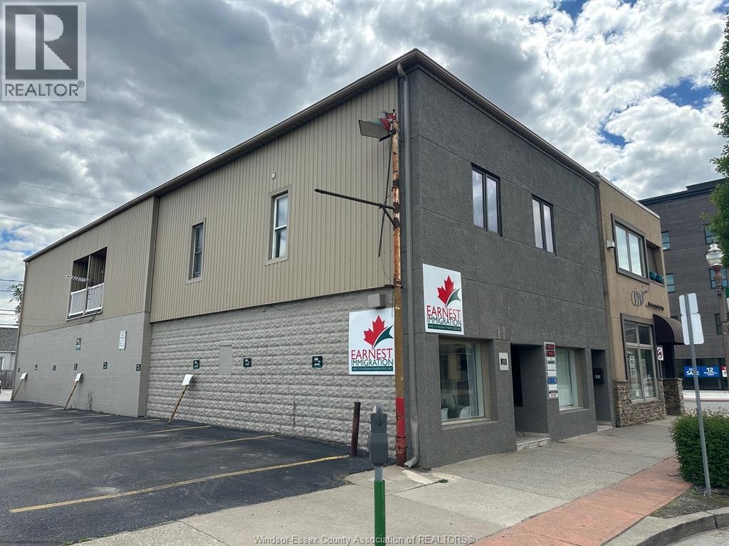 3-809 Erie Street East, Windsor, ON, N9A 3Y5