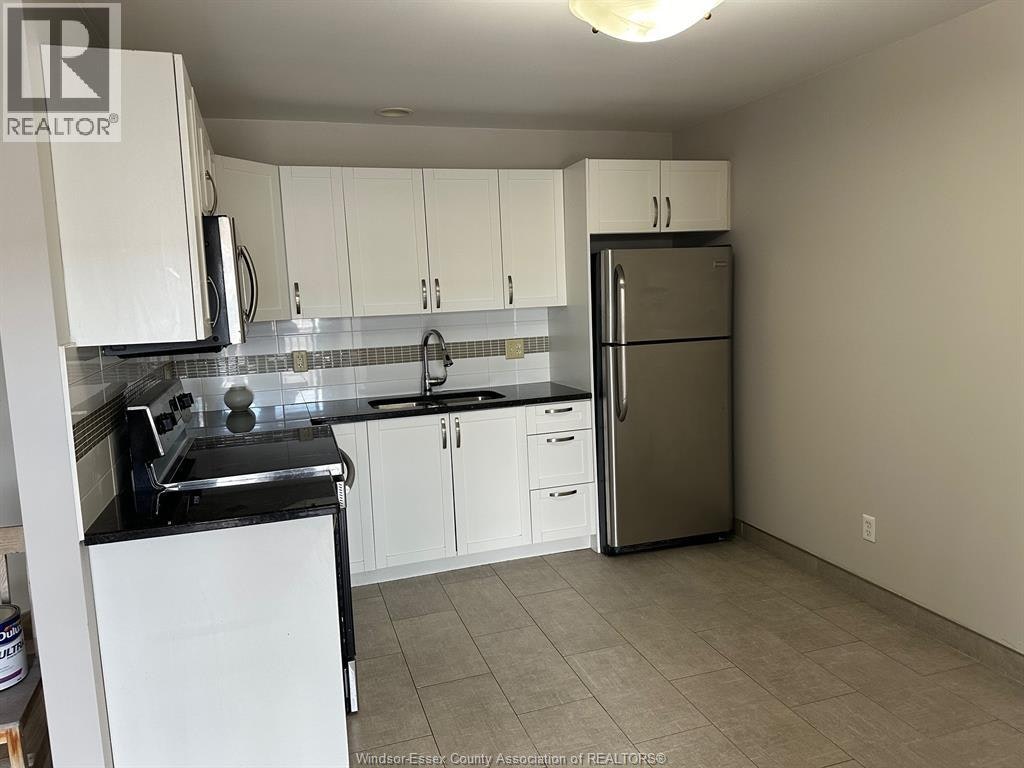 3-809 Erie Street East, Windsor, ON, N9A 3Y5 - 11