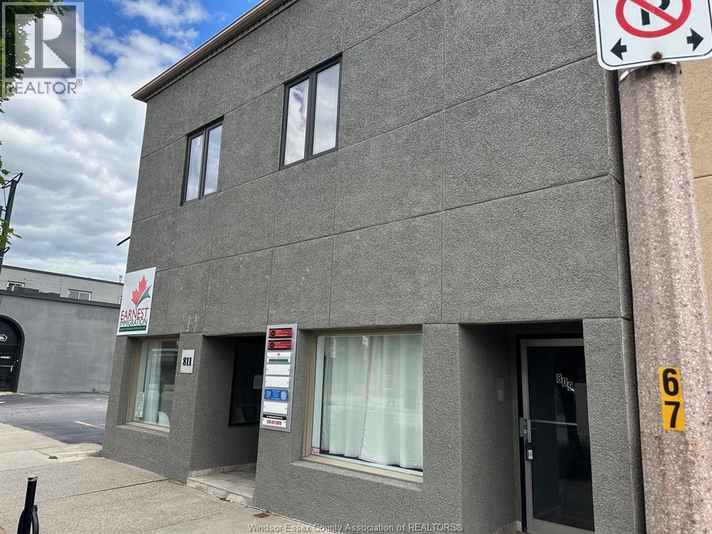 3-809 Erie Street East, Windsor, ON, N9A 3Y5 - 2