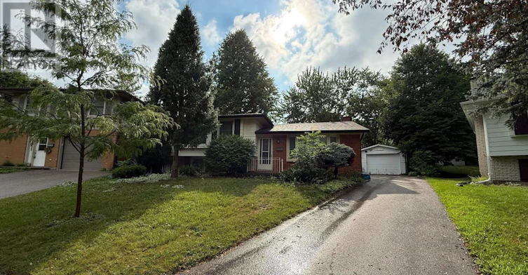 80 Rollscourt Place, London, ON, N6G 1M2
