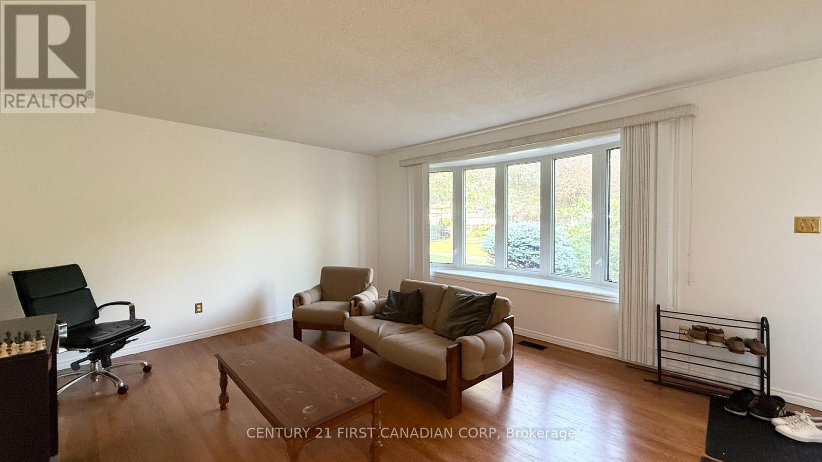 80 Rollscourt Place, London, ON, N6G 1M2 - 3