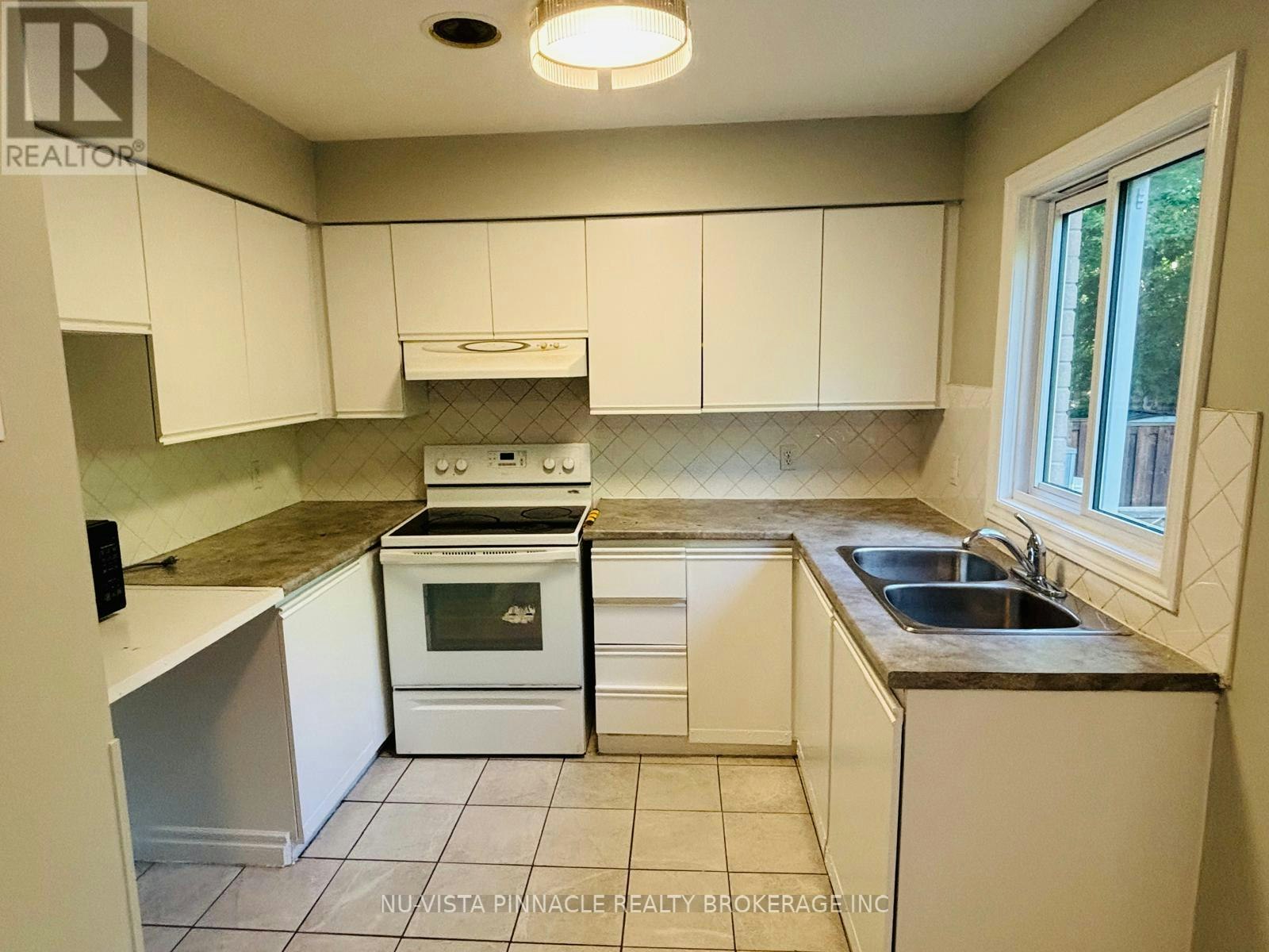 39-577 Third Street, London, ON, N5V 4B9 - 8