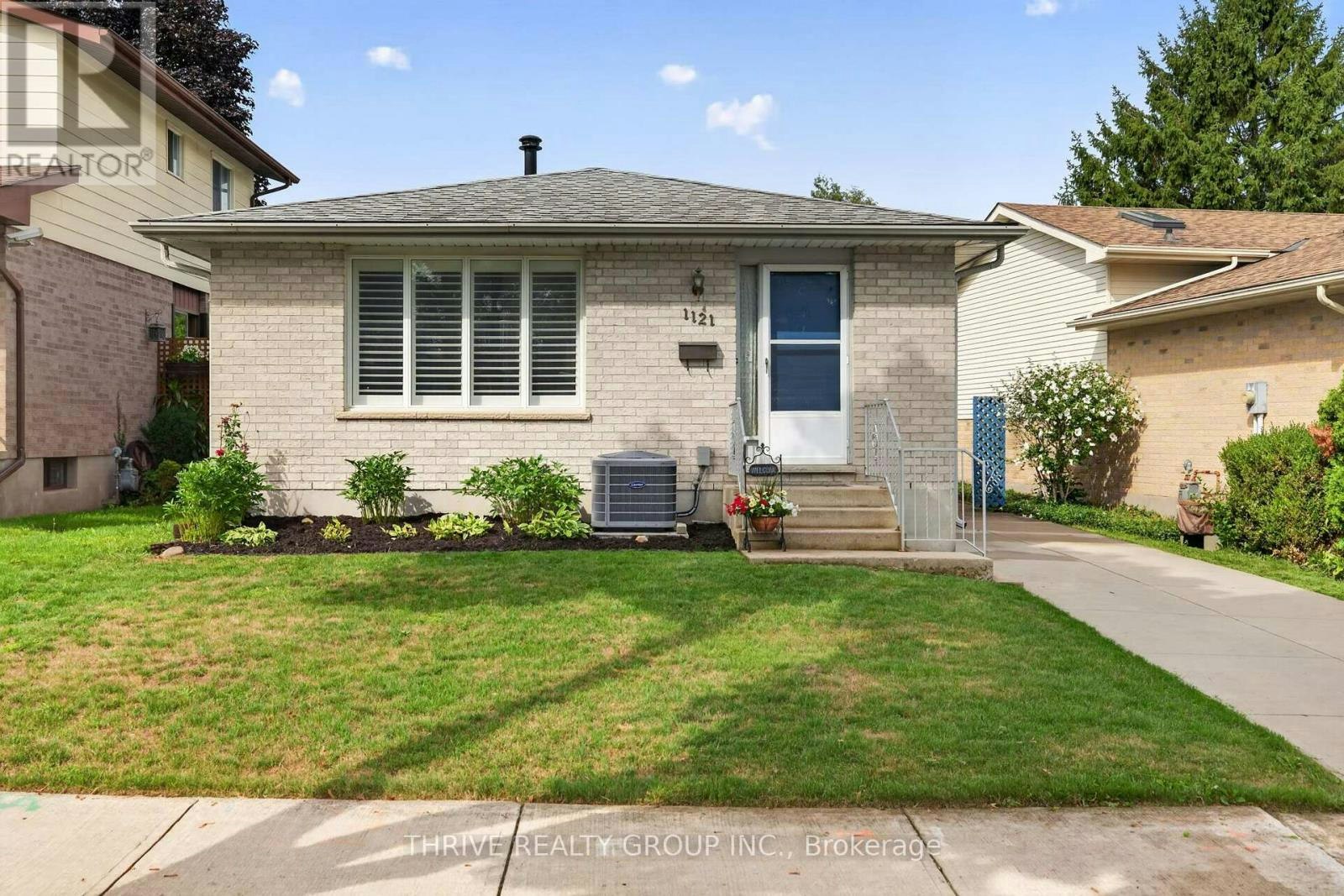 1121 Gatewood Road, London, ON, N5Y 4Z3