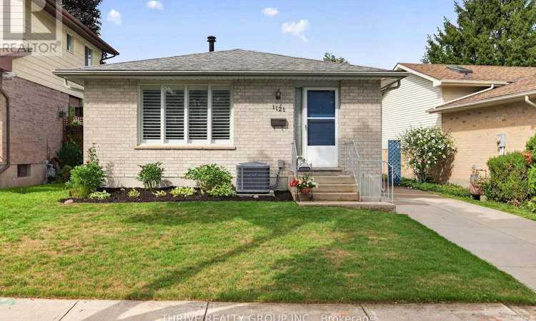 1121 Gatewood Road