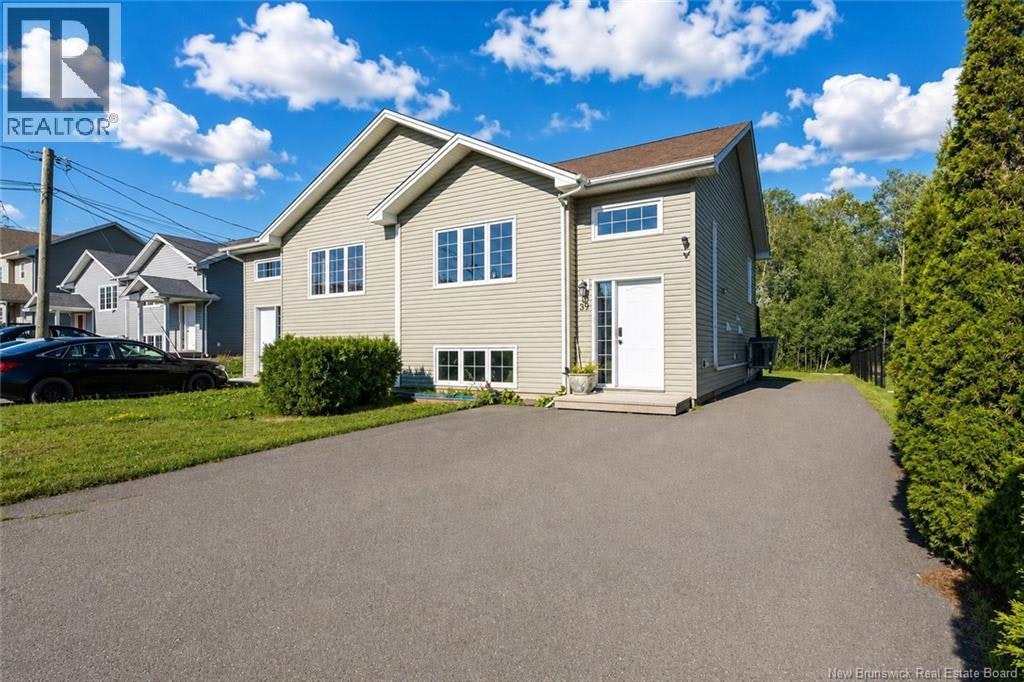 39 Whisperwood Drive, Moncton, NB, E1G 0P7