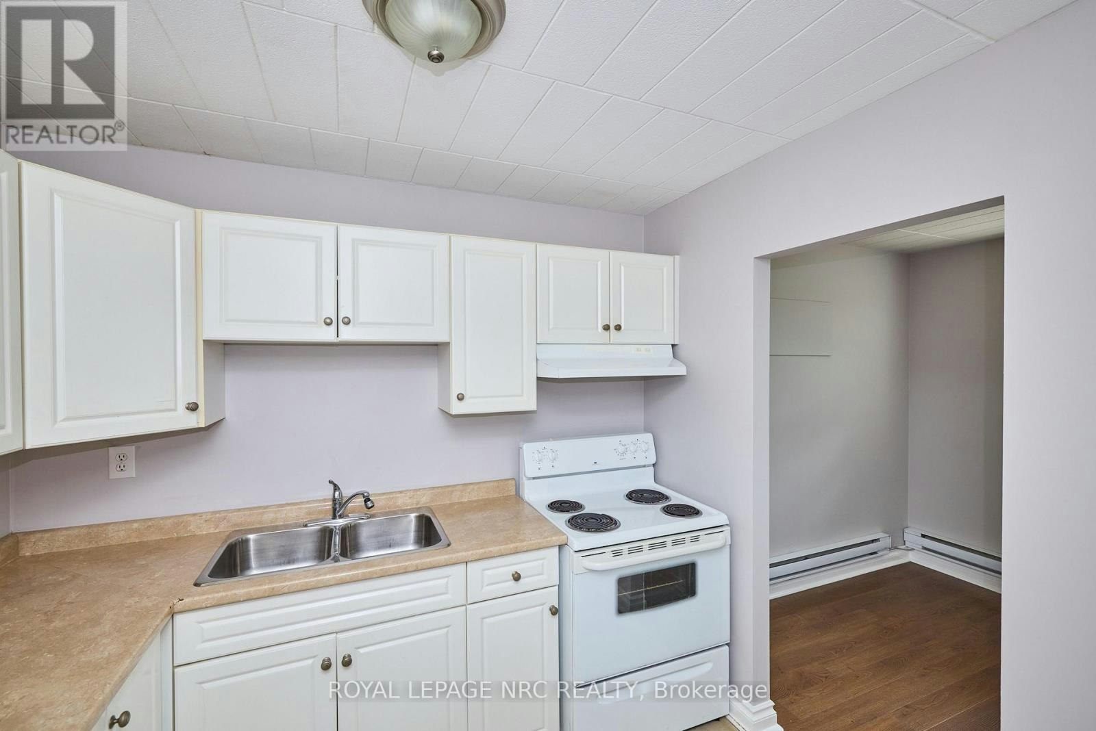 15-90 Woodlawn Road, Welland, ON, L3C 3J5 - 7