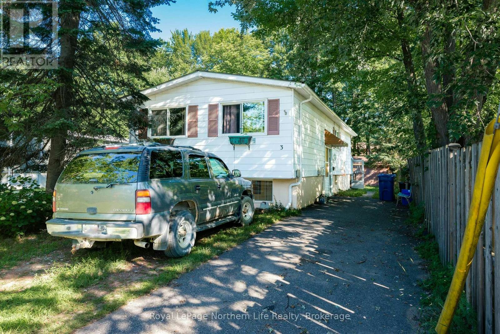 3 David Court, North Bay, ON, P1A 3W3