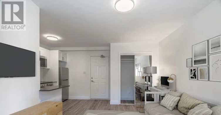 D8-608 Church Street, Toronto, ON, M4Y 2E7 - 4