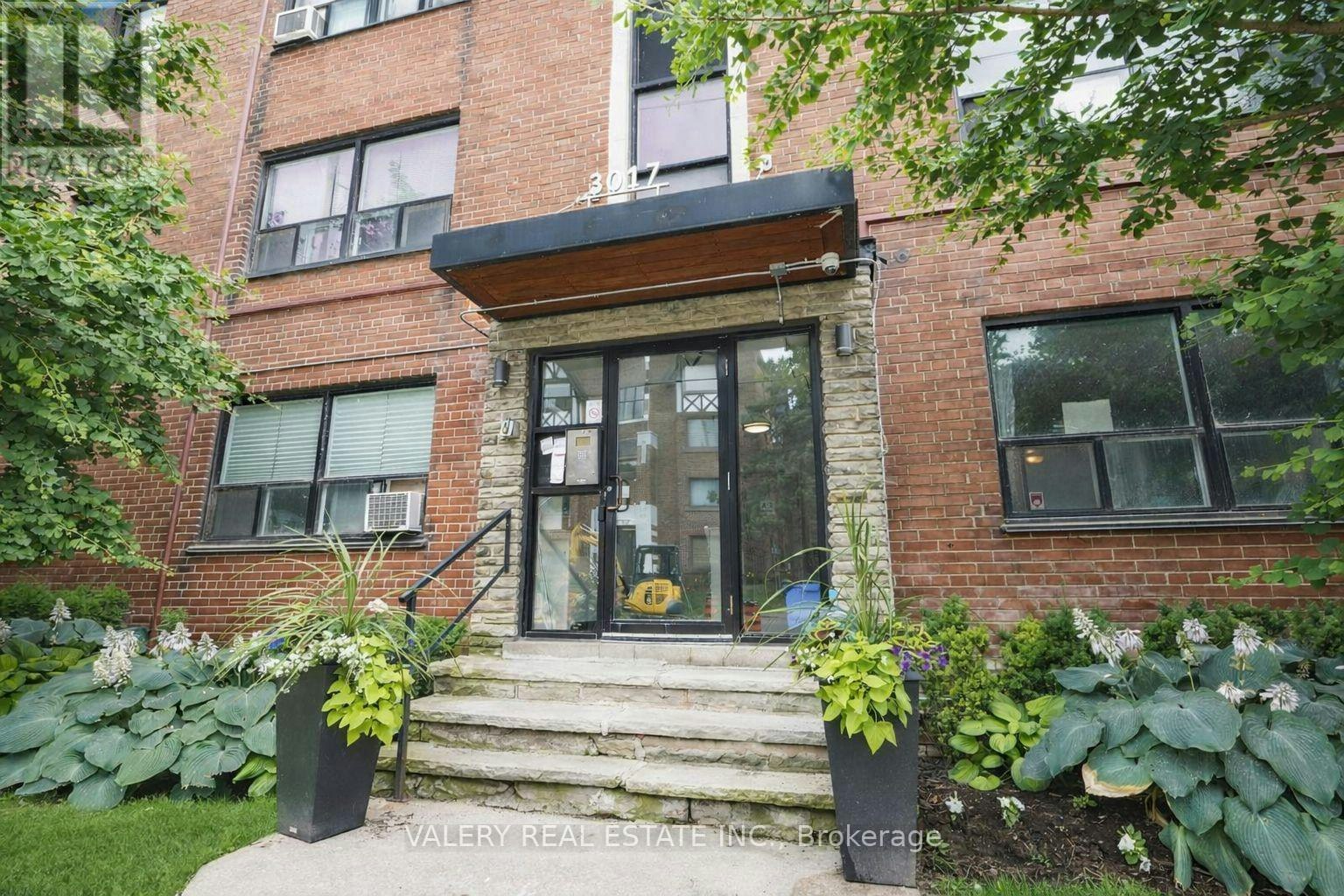 E4-3017 Queen Street E, Toronto, ON