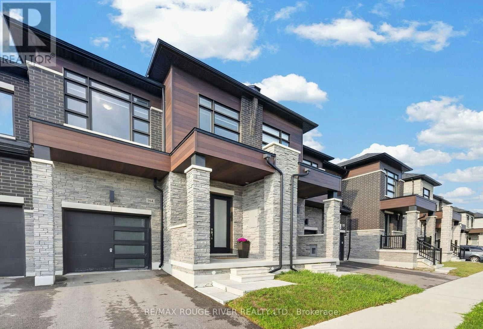164 Ogston Crescent, Whitby, ON, L1P 0H3