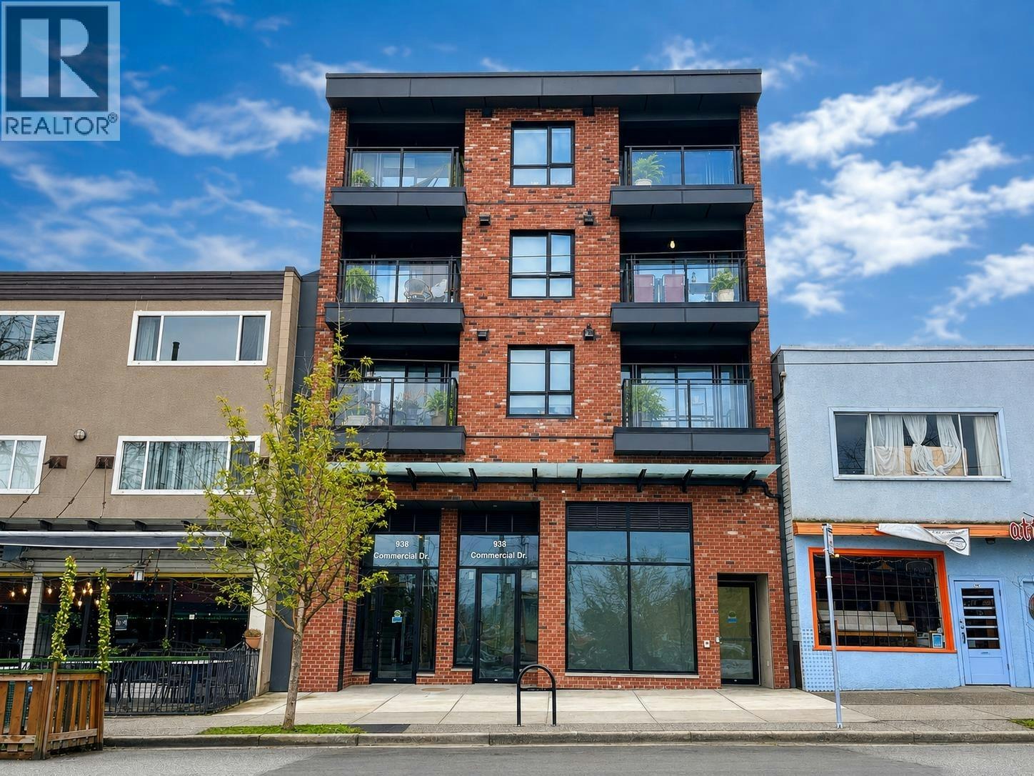 928 Commercial Drive, Vancouver, BC, V5L 3W7