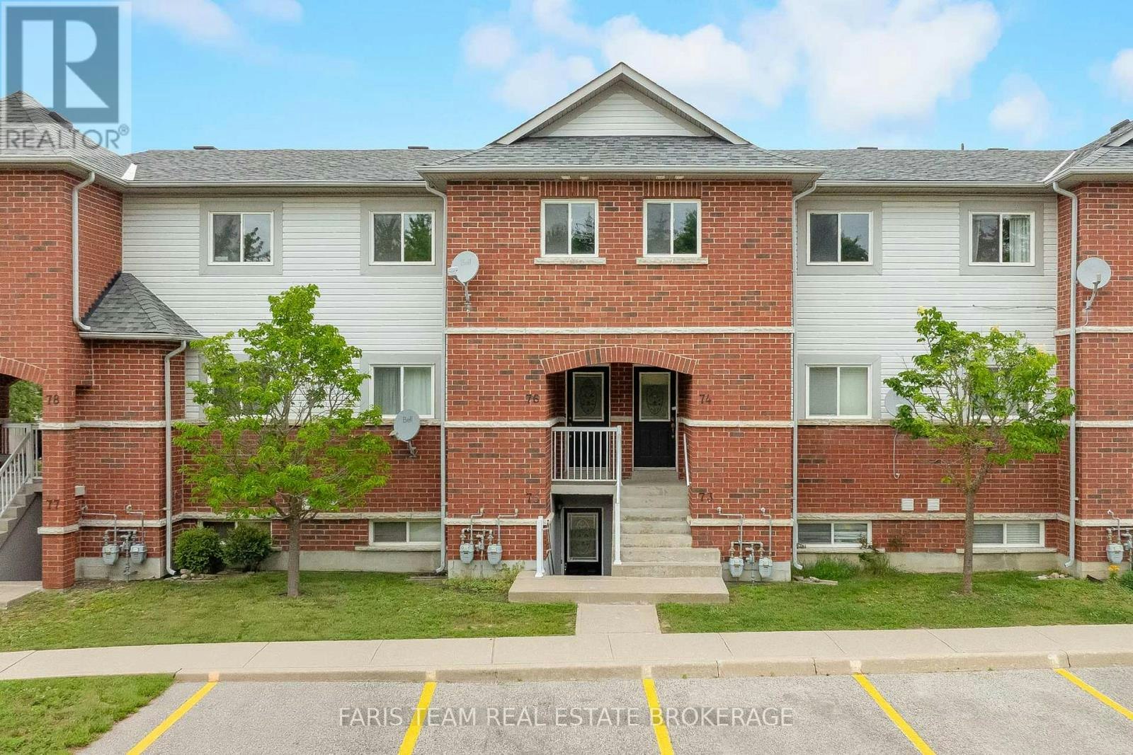 76-243 Ferndale Drive S, Barrie, ON, L4N 0T6