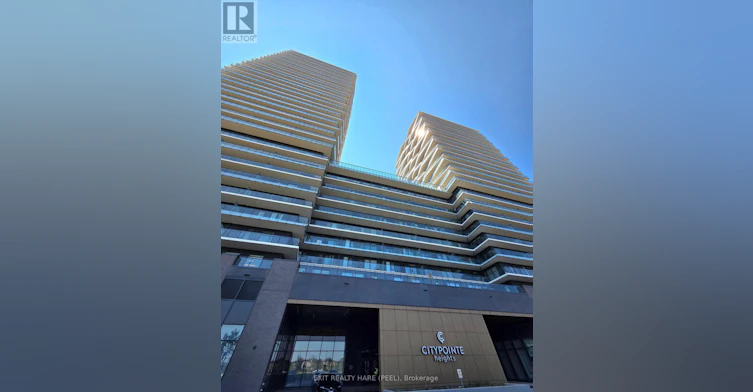 606-15 Skyridge Drive, Brampton, ON, L6P 4S3