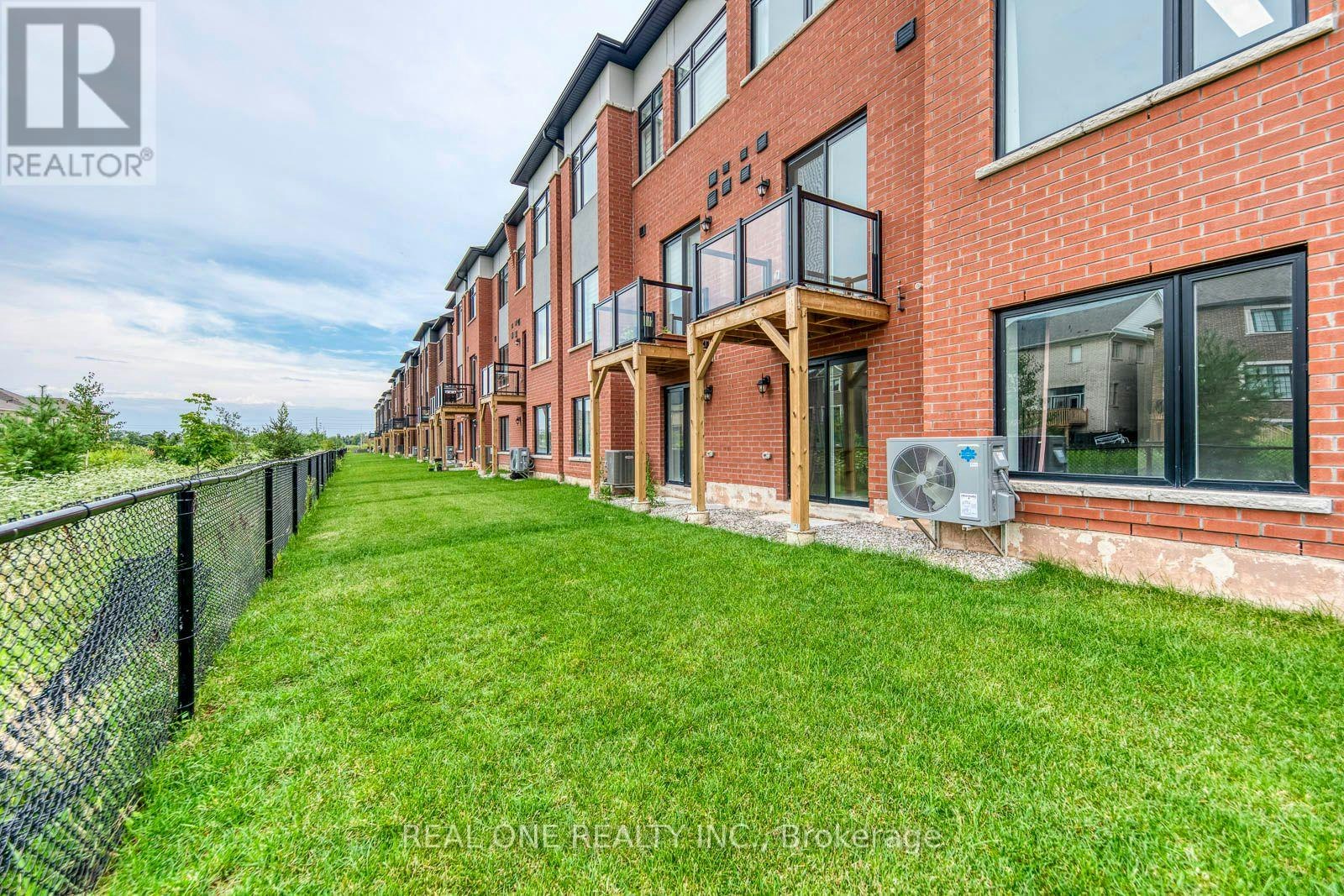 3069 Perkins Way, Oakville, ON, L6H 7Z4 - 47