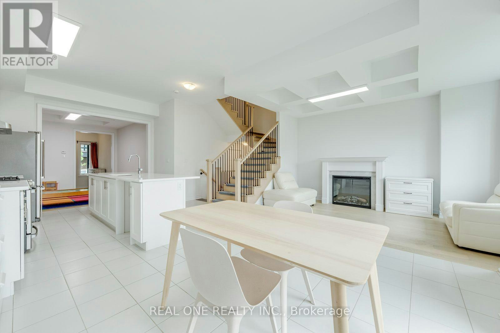 3069 Perkins Way, Oakville, ON, L6H 7Z4 - 16
