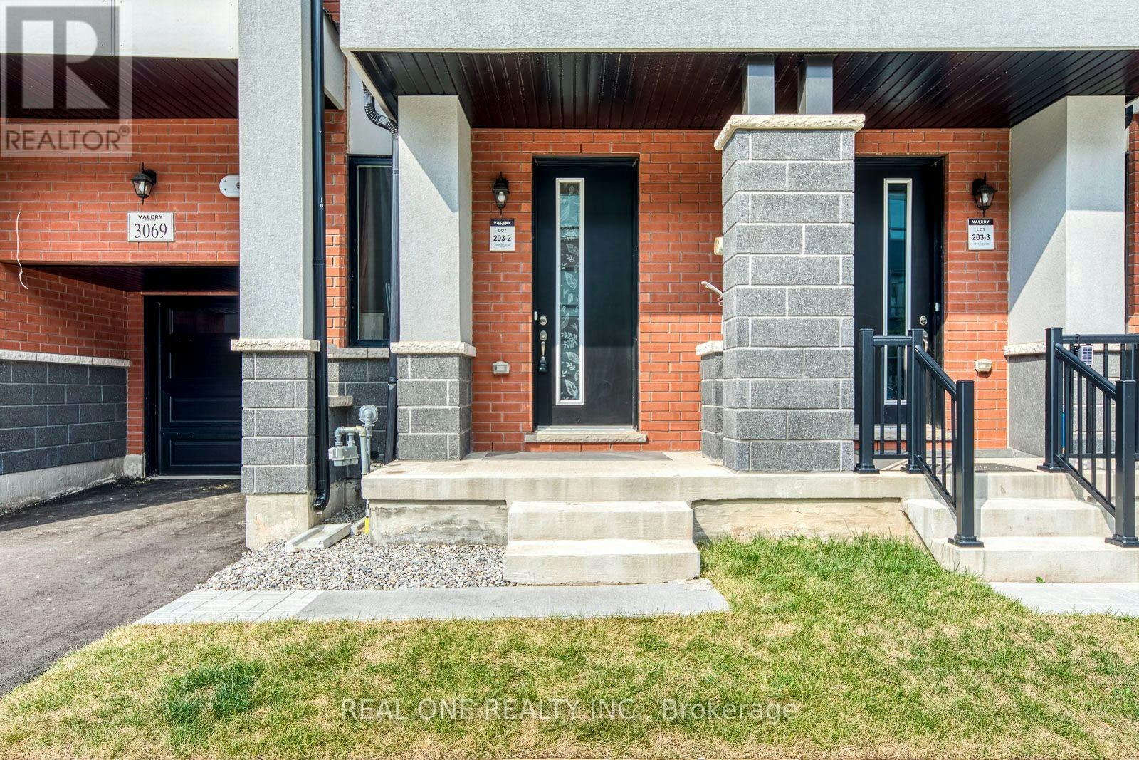 3069 Perkins Way, Oakville, ON, L6H 7Z4 - 2