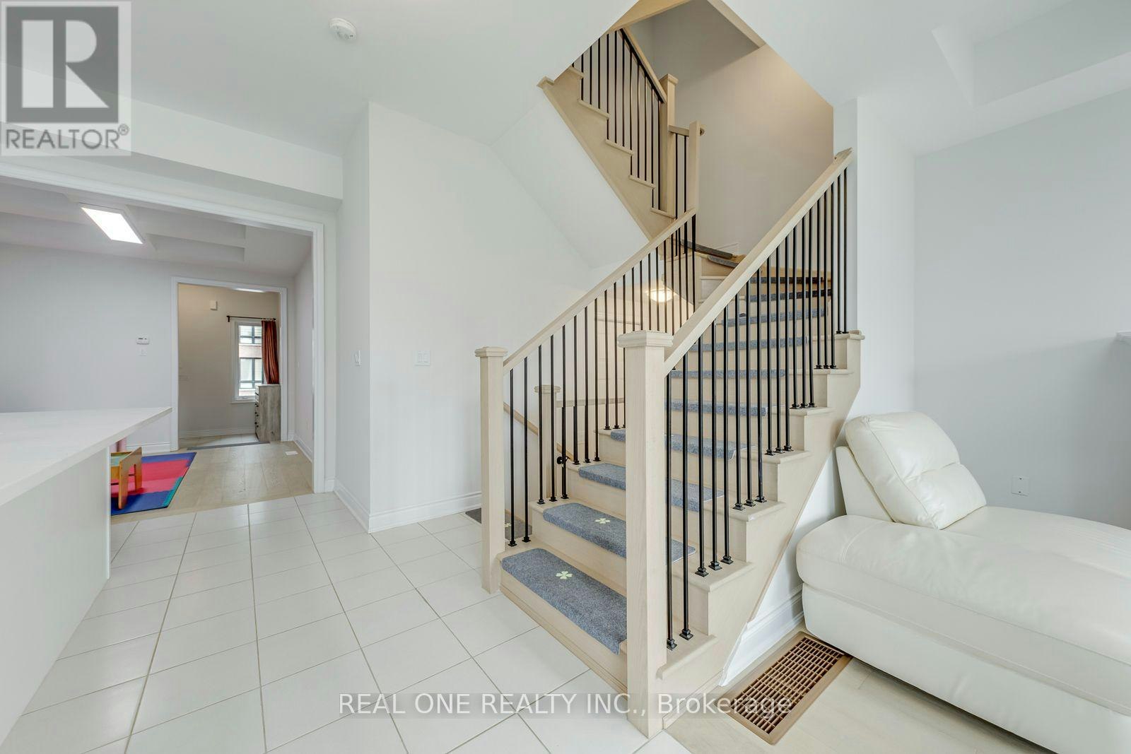 3069 Perkins Way, Oakville, ON, L6H 7Z4 - 23