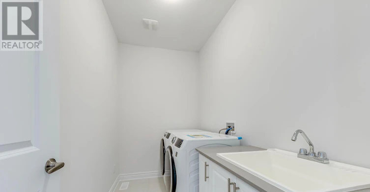 3069 Perkins Way, Oakville, ON, L6H 7Z4 - 41
