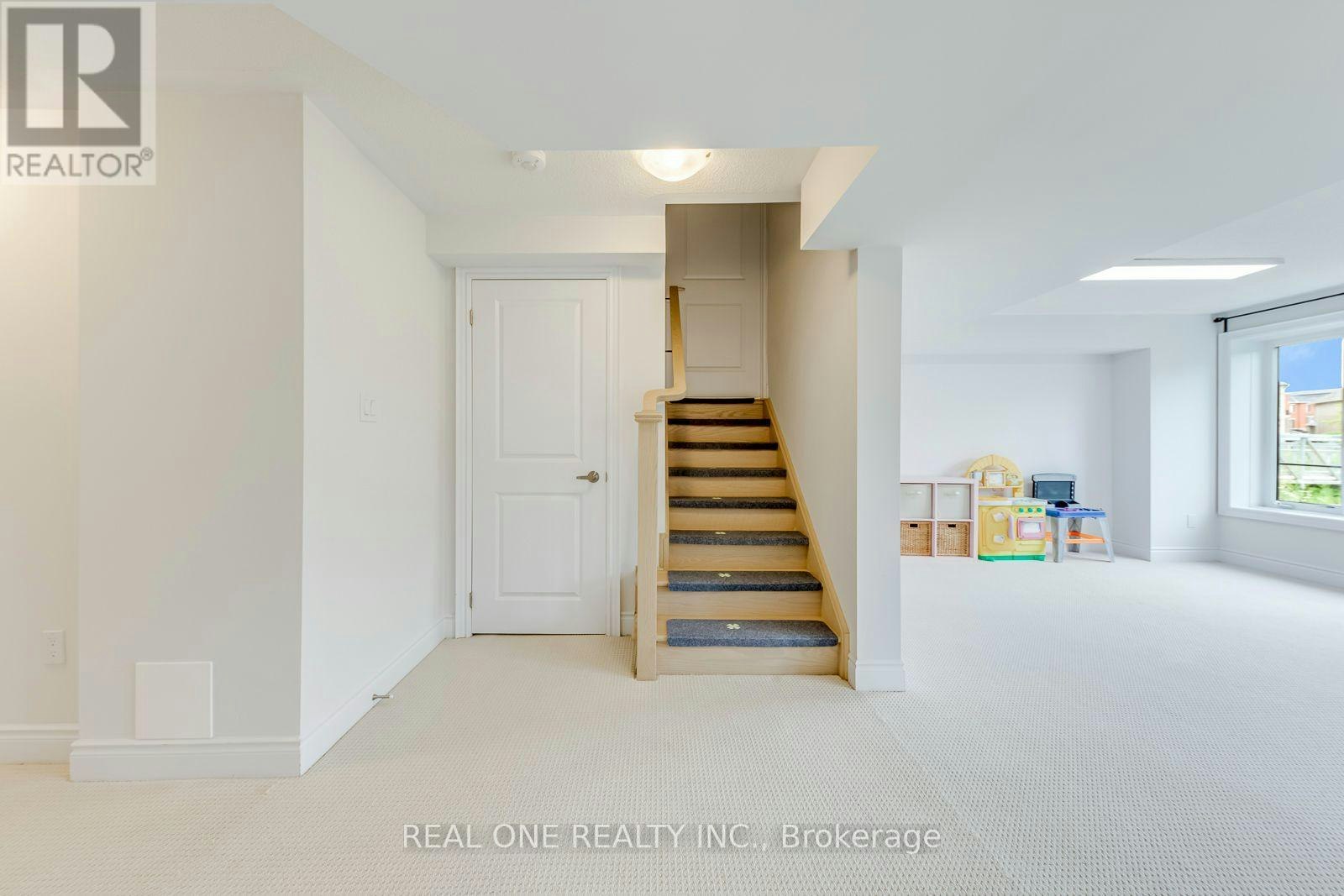 3069 Perkins Way, Oakville, ON, L6H 7Z4 - 42