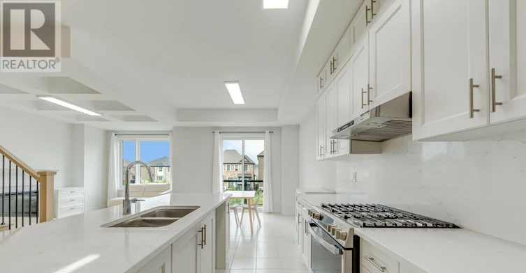 3069 Perkins Way, Oakville, ON, L6H 7Z4 - 8