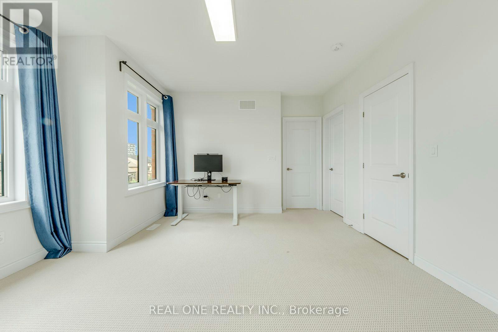 3069 Perkins Way, Oakville, ON, L6H 7Z4 - 31