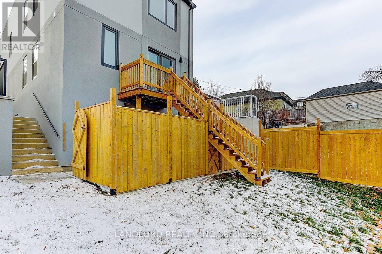 LOWER-2071 Keele Street, Toronto, ON, M6M 3Y8 - 5