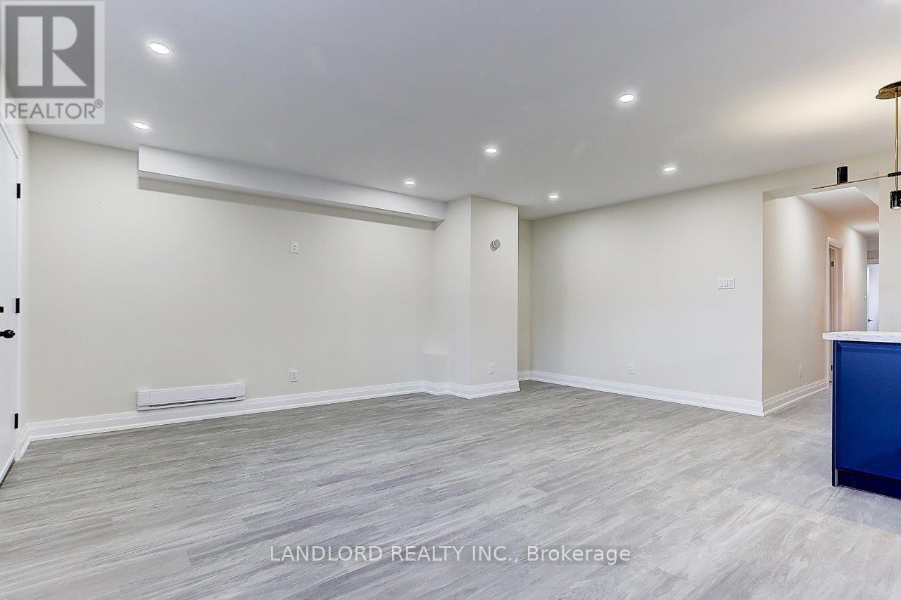 LOWER-2071 Keele Street, Toronto, ON, M6M 3Y8 - 16