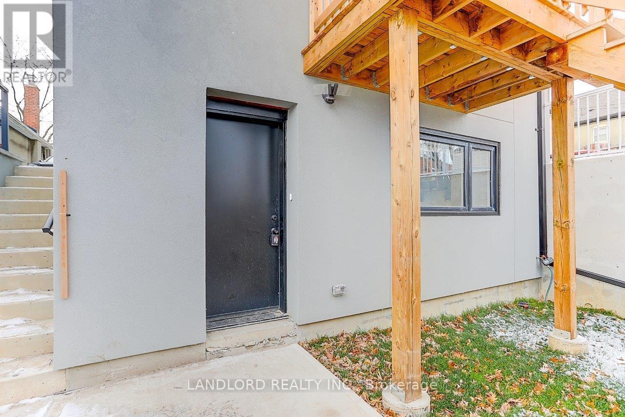 LOWER-2071 Keele Street, Toronto, ON, M6M 3Y8 - 8