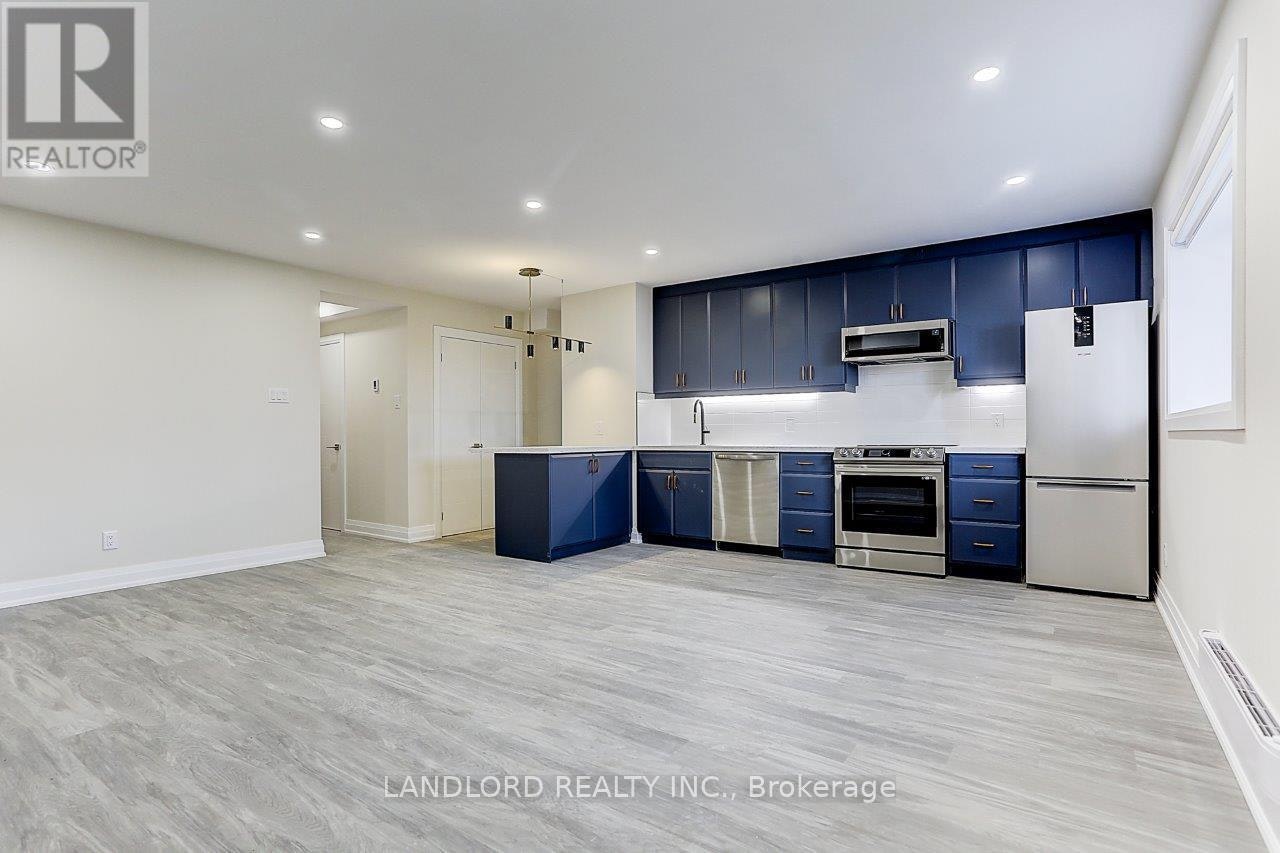 LOWER-2071 Keele Street, Toronto, ON, M6M 3Y8 - 9