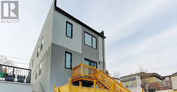 LOWER-2071 Keele Street, Toronto, ON, M6M 3Y8 - 4
