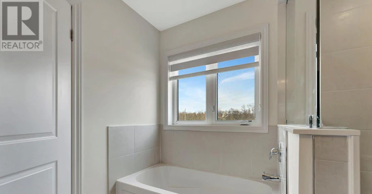 21 Dennis Avenue, Brantford, ON, N3V 0C1 - 23