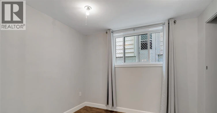 BASEMENT-881 Parent Avenue, Windsor, ON, N9A 2C9 - 9