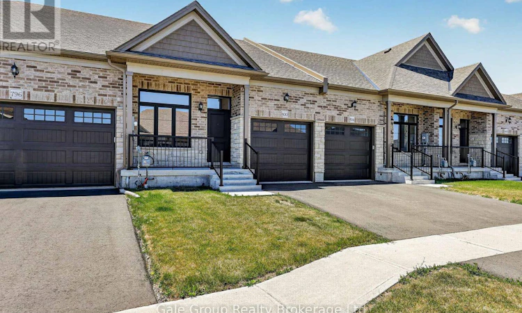 808 Garden Court Crescent
