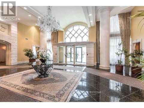 1809-23 Lorraine Drive, Toronto, ON, M2N 6Z6 - 2