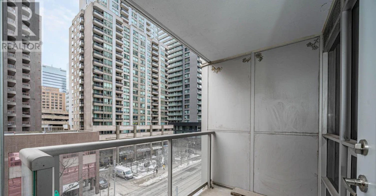 411-761 Bay Street, Toronto, ON, M5G 2R2 - 17