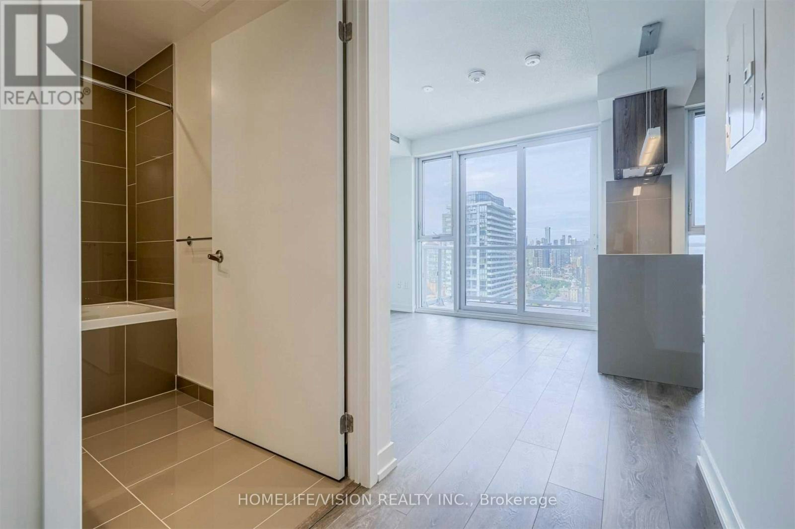 2211-15 Lower Jarvis Street, Toronto, ON, M5E 1R7 - 7