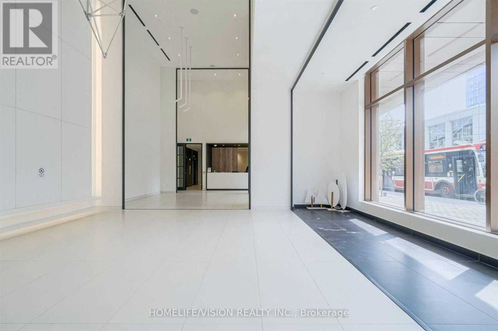 2211-15 Lower Jarvis Street, Toronto, ON, M5E 1R7 - 5
