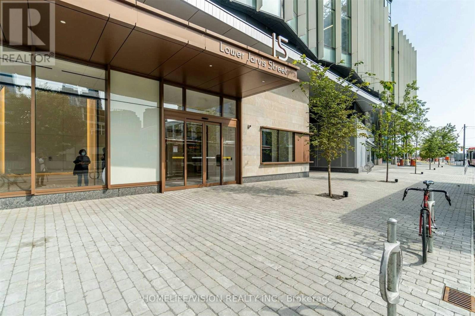 2211-15 Lower Jarvis Street, Toronto, ON, M5E 1R7 - 3