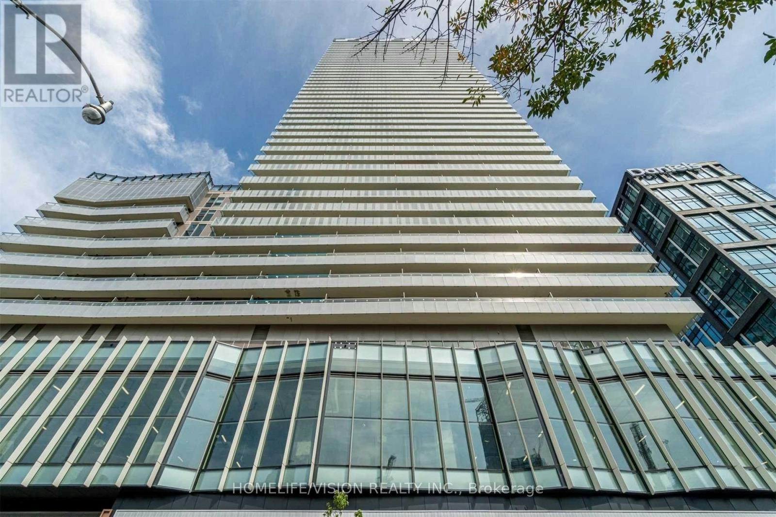 2211-15 Lower Jarvis Street, Toronto, ON, M5E 1R7 - 2