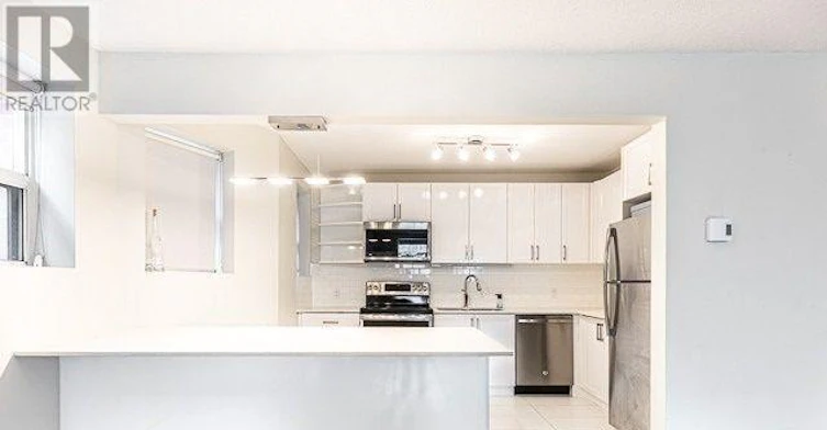 1-82 Maitland Street, Toronto, ON, M4Y 1E4 - 2